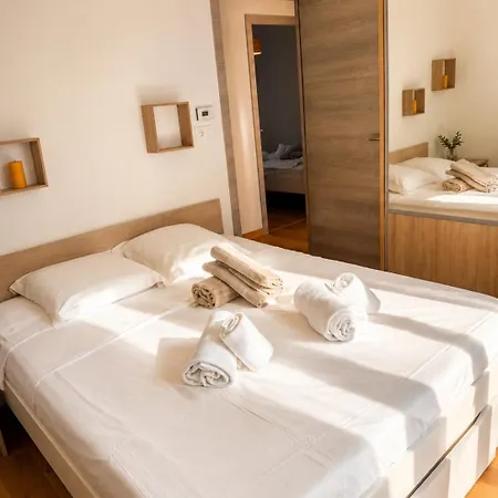 Vila Mado 4 Bedrooms, Pool, 6 Personnes, Ste Lucie De Porto Vecchio