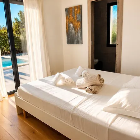 Mado 4 Bedrooms, Pool, 6 Personnes, Ste Lucie De Porto Vecchio Vila Zonza